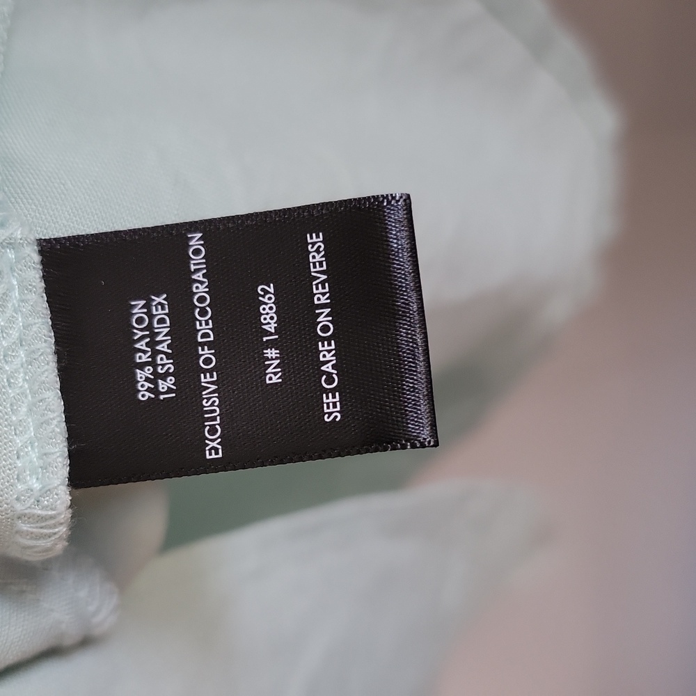 Torrid Women's Fit And Flare Sleeveless Blouse 1X Harbor Gray NWT - Picture 5 of 6